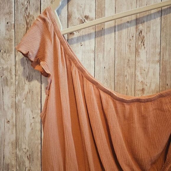 Tan one shoulder crop top - Picture 2 of 6